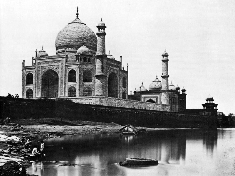 About Taj Mahal History in Hindi